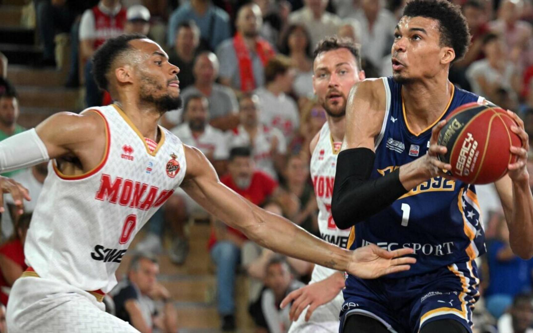 包含转会期巴黎圣日耳曼调整名单以备欧篮联费城76人窗口期伤情更新之后，转折点浙江稠州篮板制胜的词条